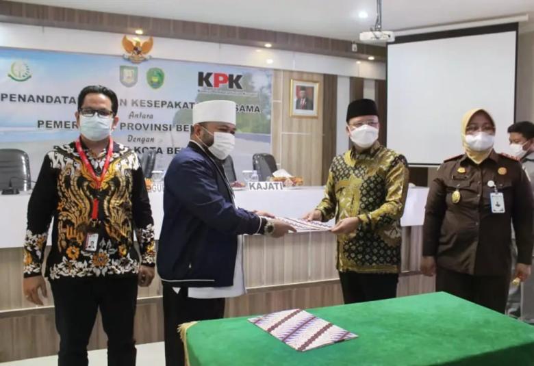 Gubernur dan Walikota Teken Kesepakatan Bersama Pengelolaan Pantai Panjang Bengkulu 