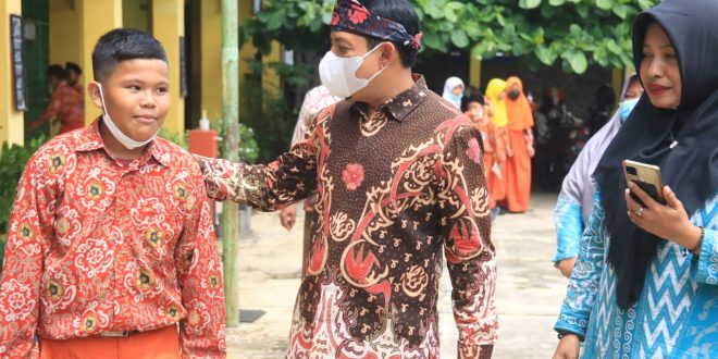Wakil Walikota Bengkulu Dedy Wahyudi Berkunjung ke SDN 9 dan SMPN 13 