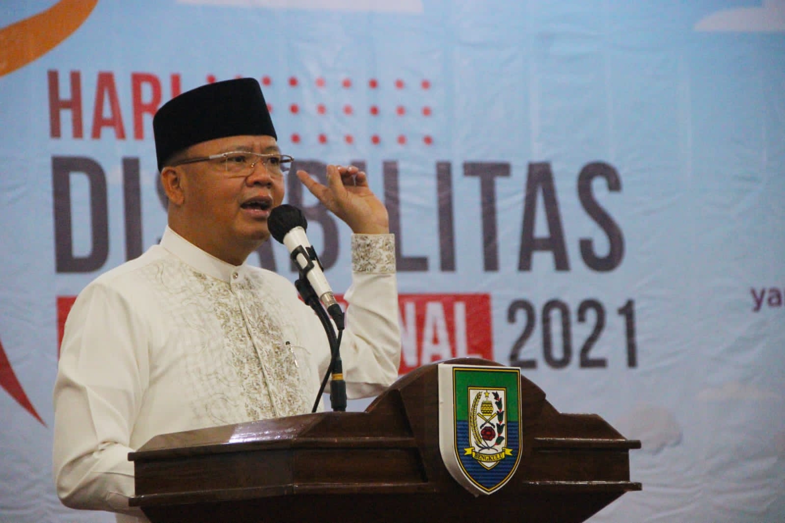 Gubenur Bengkulu Rohidin Mersyah 
