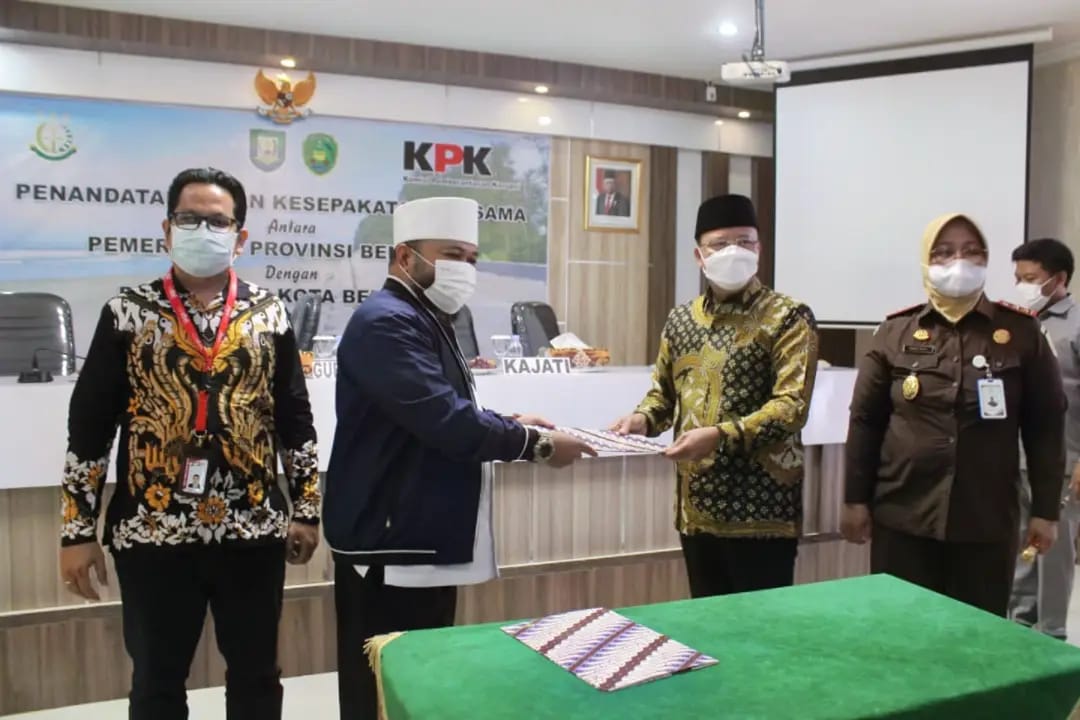 Gubernur dan Walikota Teken Kesepakatan Bersama Pengelolaan Pantai Panjang Bengkulu 