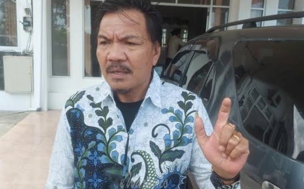 Anggota DPRD Seluma Tenno Heika