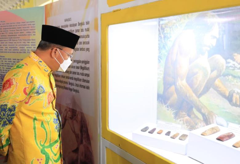 Gubernur Bengkulu Rohidin Mersyah  